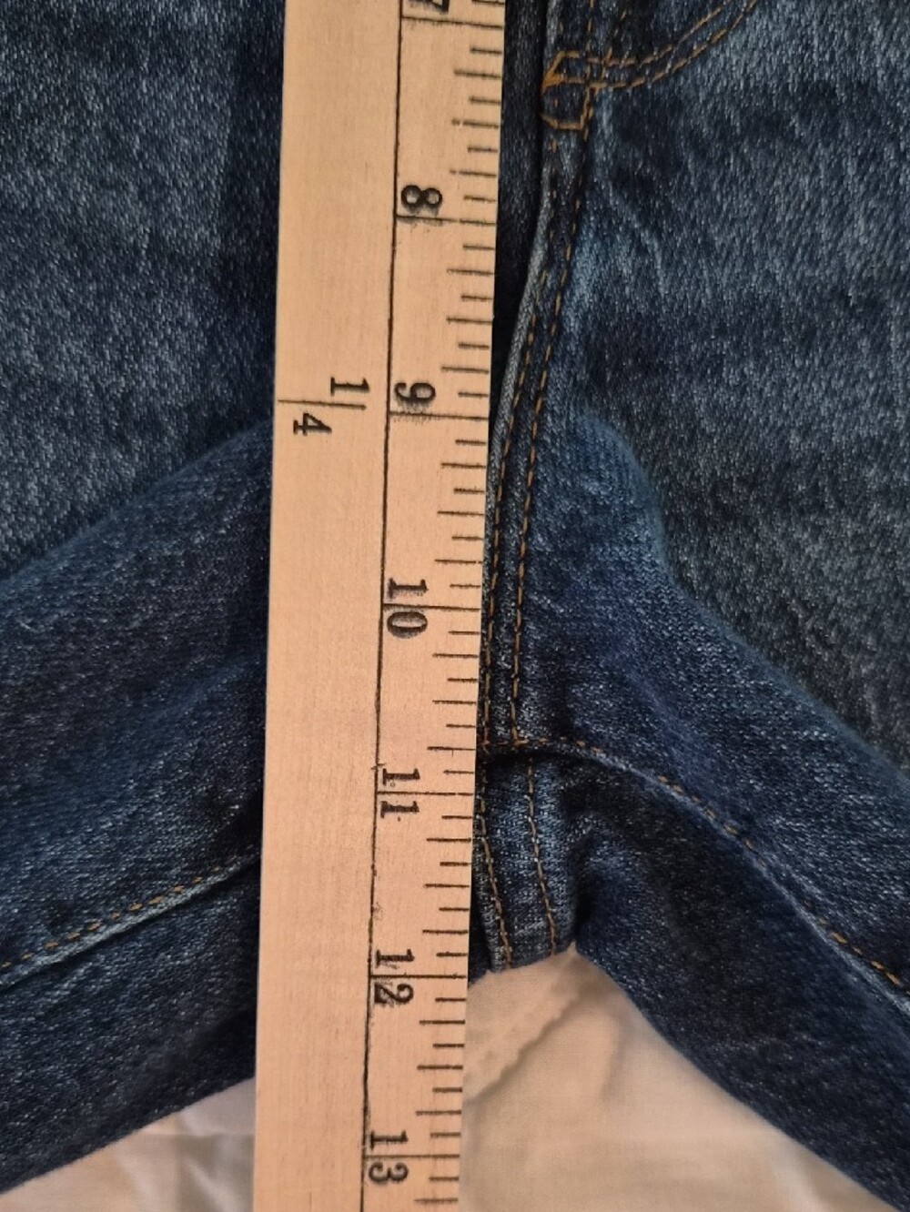 Good American 'Good Petite' Bootcut Jeans Size 10/30 - Picture 7 of 12